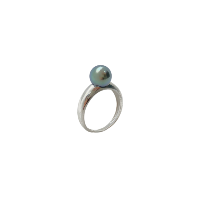 Bague en or blanc 18 carats avec perle de culture de Tahiti