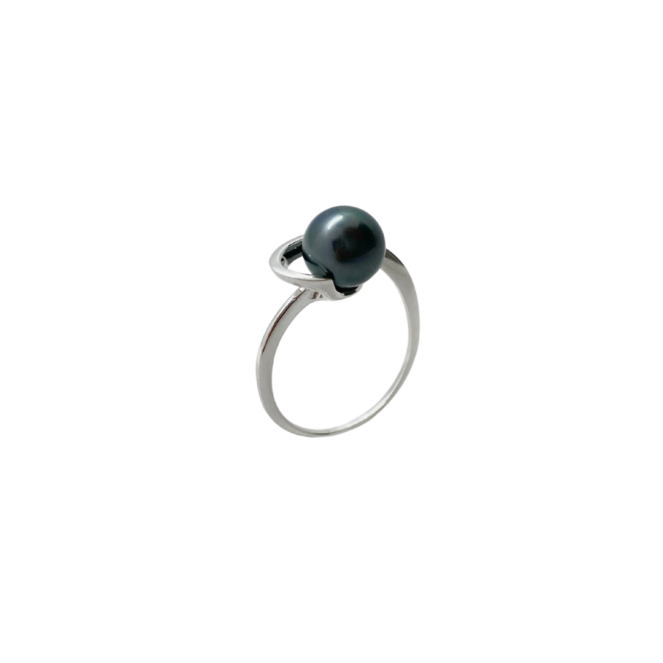 Bague en or blanc 18 carats avec perle de culture de Tahiti